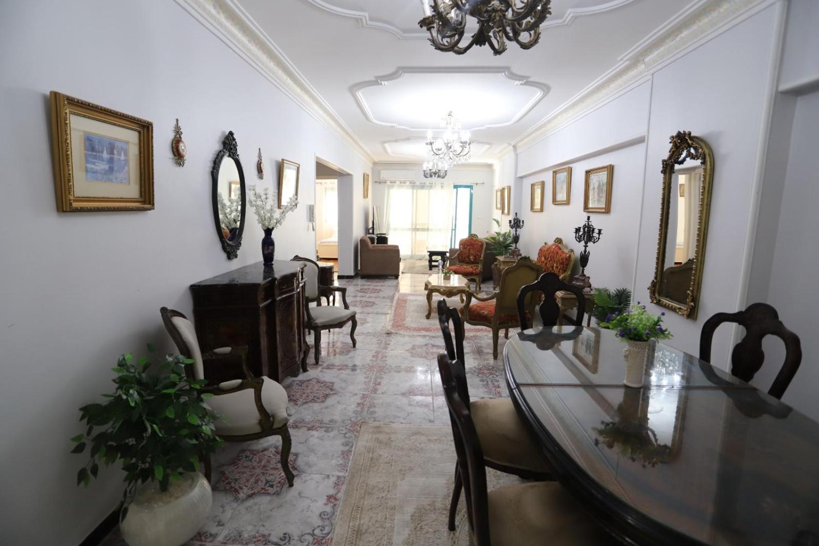 فاخرة تطل على البحر Apartment *